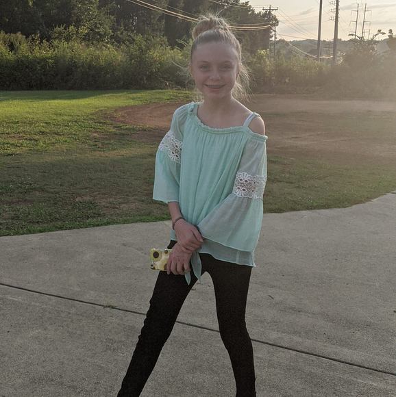 Meet your Posher, Konnie - Picture 1 of 1